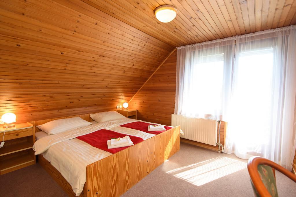 Penzion Vila Bistrica Бохінська Бістріца Екстер'єр фото